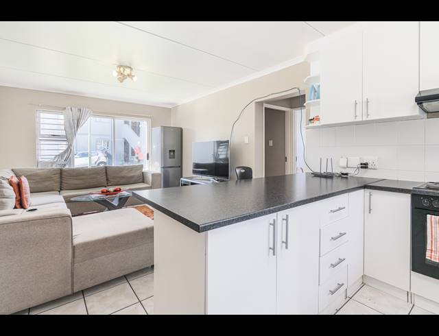 2 BEDROOM APARTMENT FOR SALE IN PARKLANDS